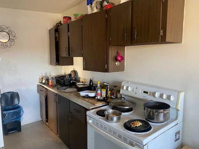 Picture for 4 Huntley Close NE Picture for 4 Huntley Close NE