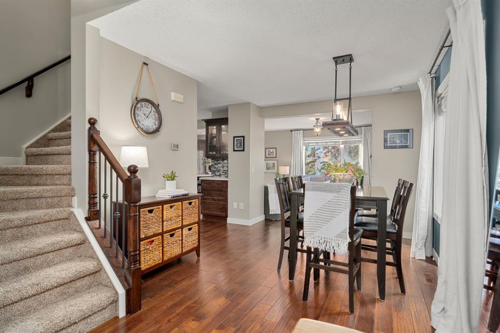 Picture for 158 River Rock Crescent SE https://www.cirrealty.ca/reb/creb/23/A2266423_12.jpg