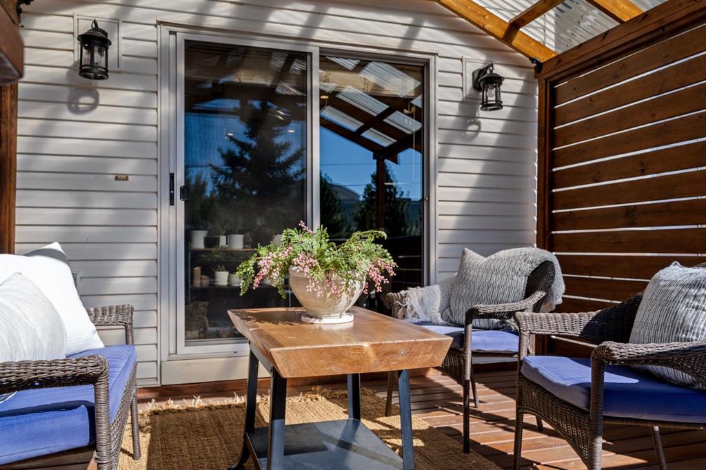 Picture for 158 River Rock Crescent SE https://www.cirrealty.ca/reb/creb/23/A2266423_22.jpg