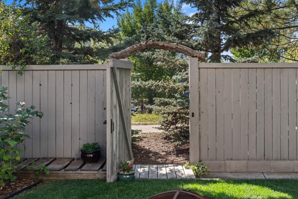 Picture for 158 River Rock Crescent SE https://www.cirrealty.ca/reb/creb/23/A2266423_27.jpg