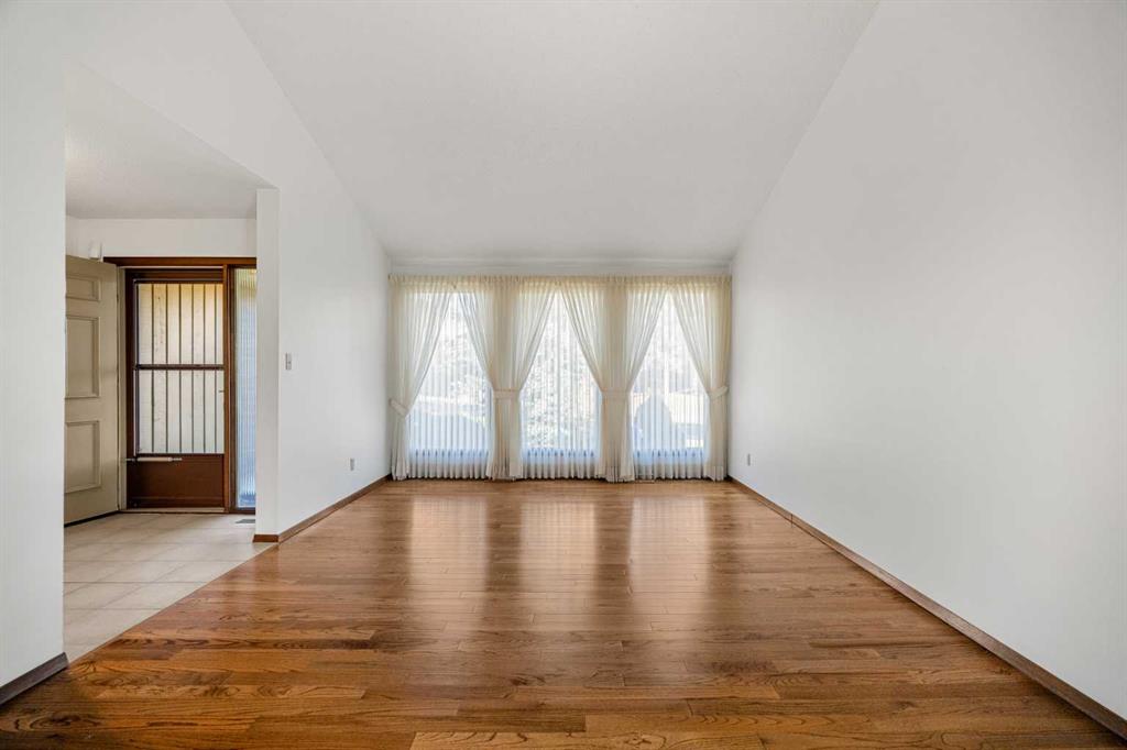 Picture for 720 Parkvalley Road SE