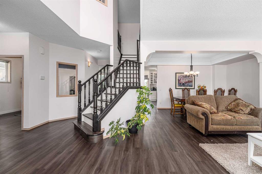 Picture for 648 Scimitar Bay NW