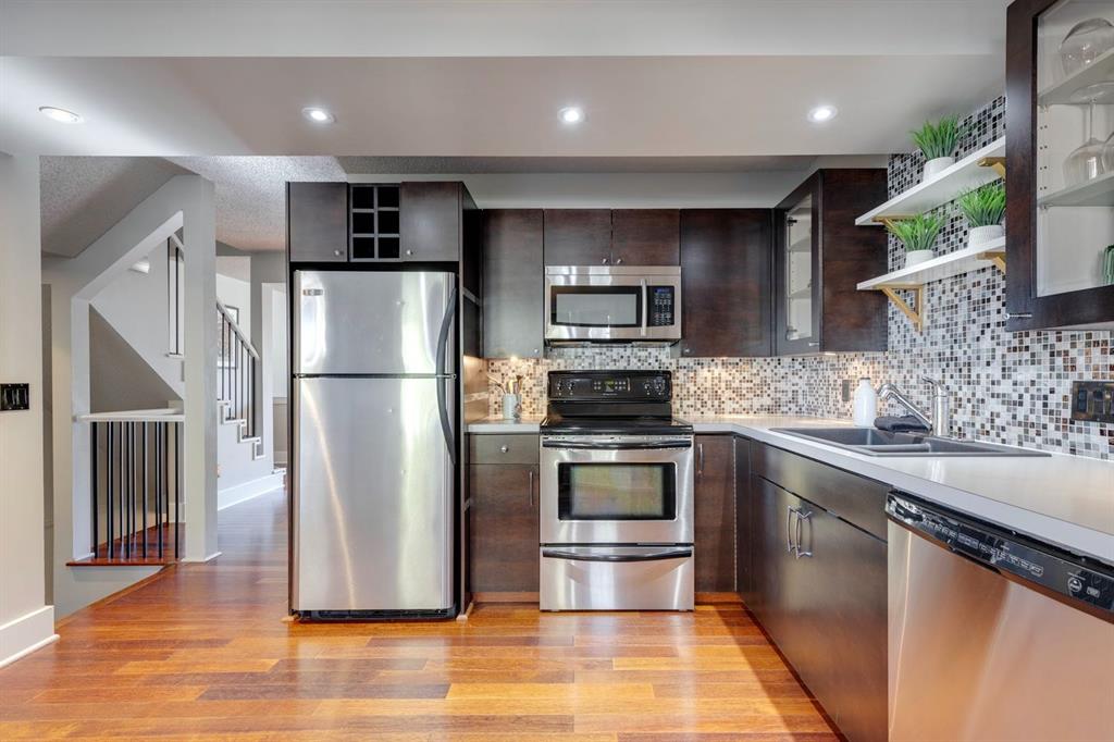 Picture for 246 Christie Park Mews SW