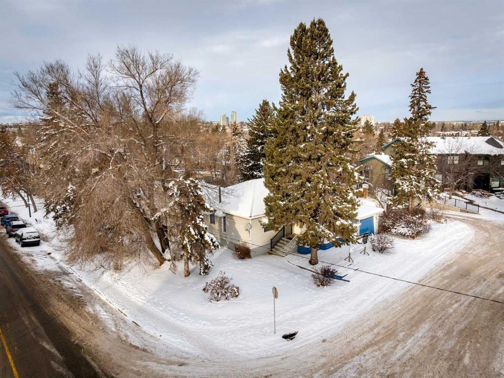 Picture for 2645 21 Street SW