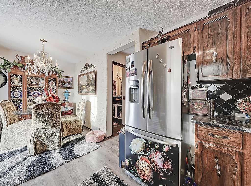 Picture for 32 Sheppard Road SW