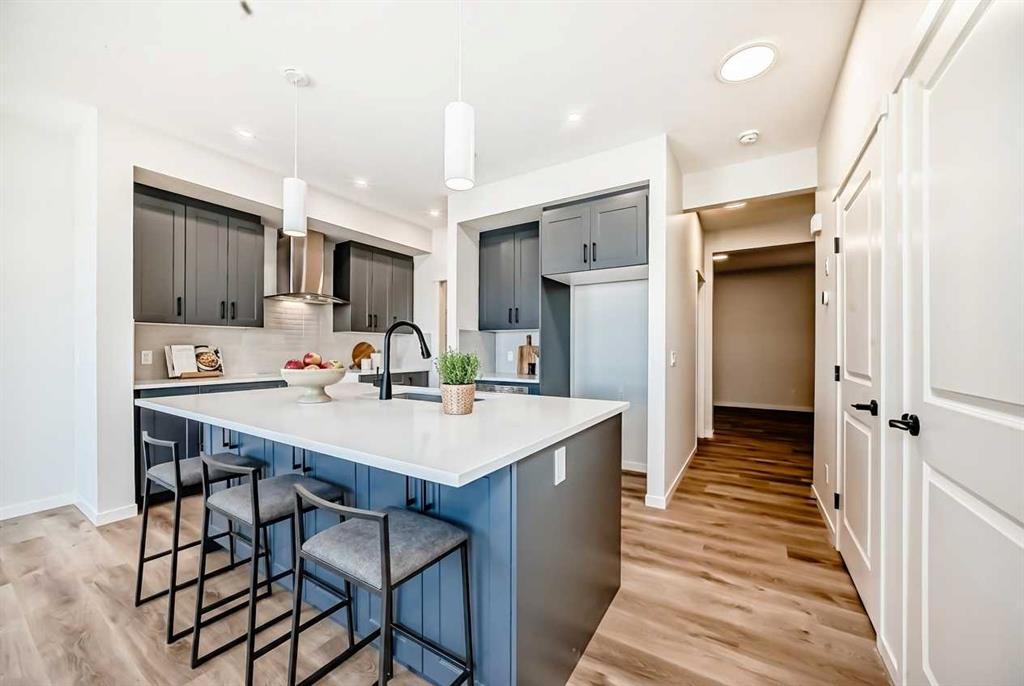 Picture for 91 Bartlett Crescent SE