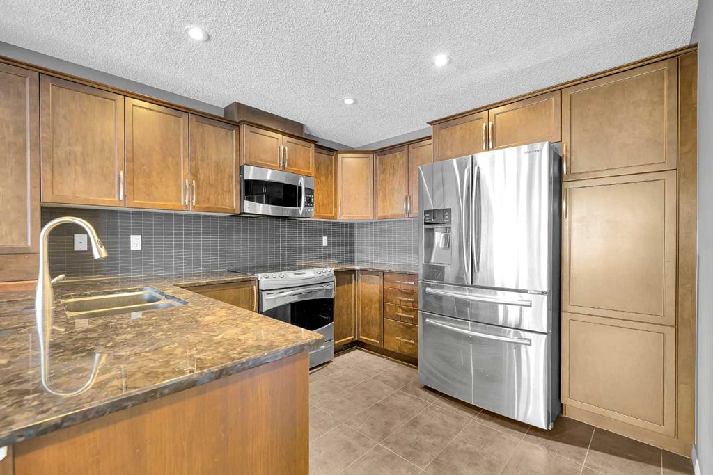 Picture for 157 Windstone Avenue SW