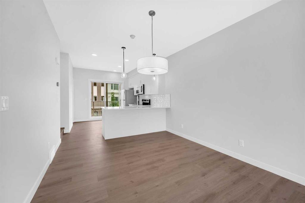 Picture for 305 Shawnee Square SW Square SW