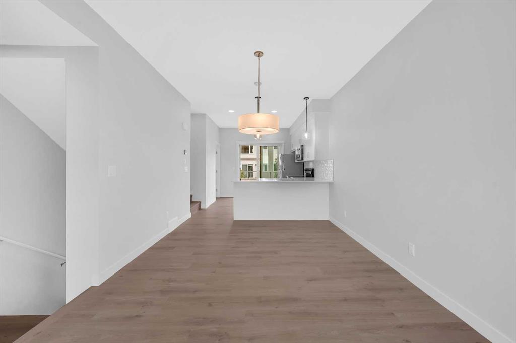 Picture for 305 Shawnee Square SW Square SW