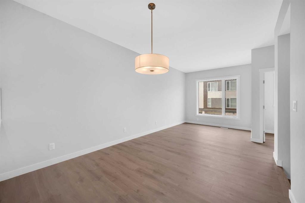 Picture for 305 Shawnee Square SW Square SW