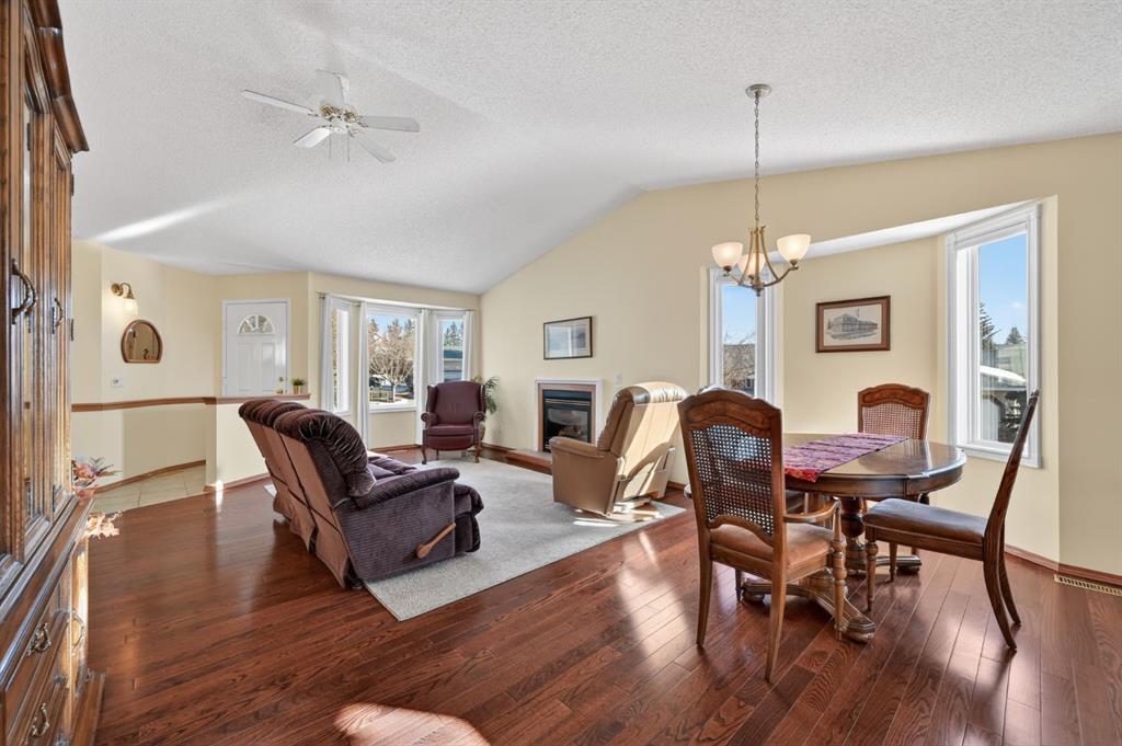 Picture for 206 Arbour Cliff Close NW