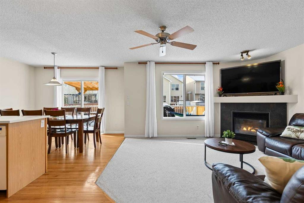 Picture for 176 Cougar Ridge Circle SW