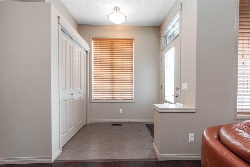 Picture for 54 Cranford Bay SE