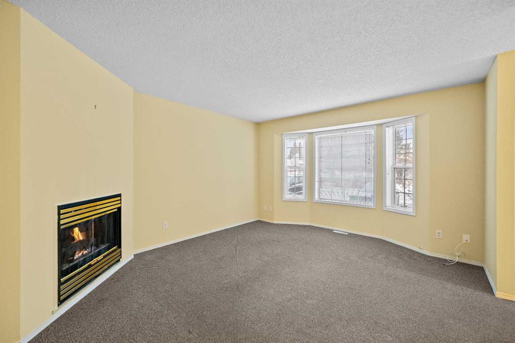 Picture for 7, 120 First Street E