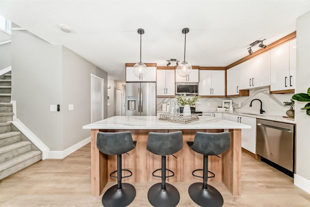 Picture for 125 Lakeview Shores 