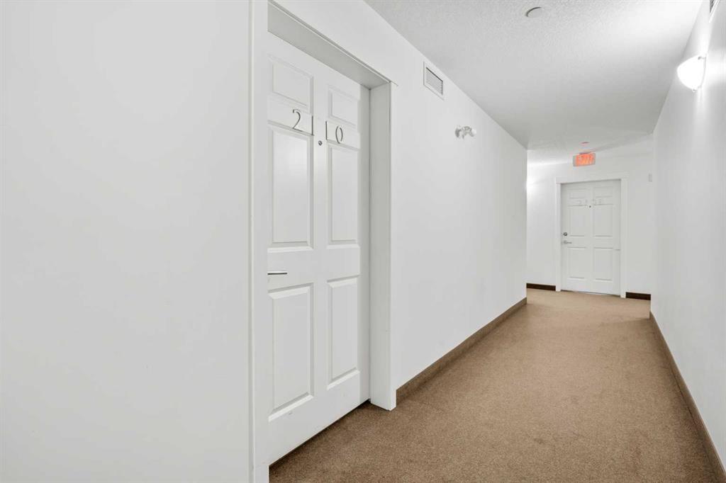 Picture for 2110, 755 Copperpond Boulevard SE