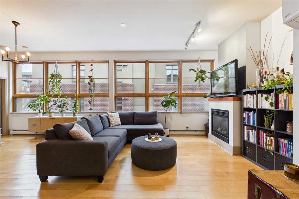 Picture for 109, 177 9 Street NE