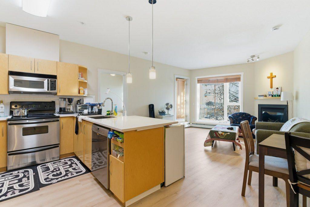 Picture for 210, 69 Springborough Court SW