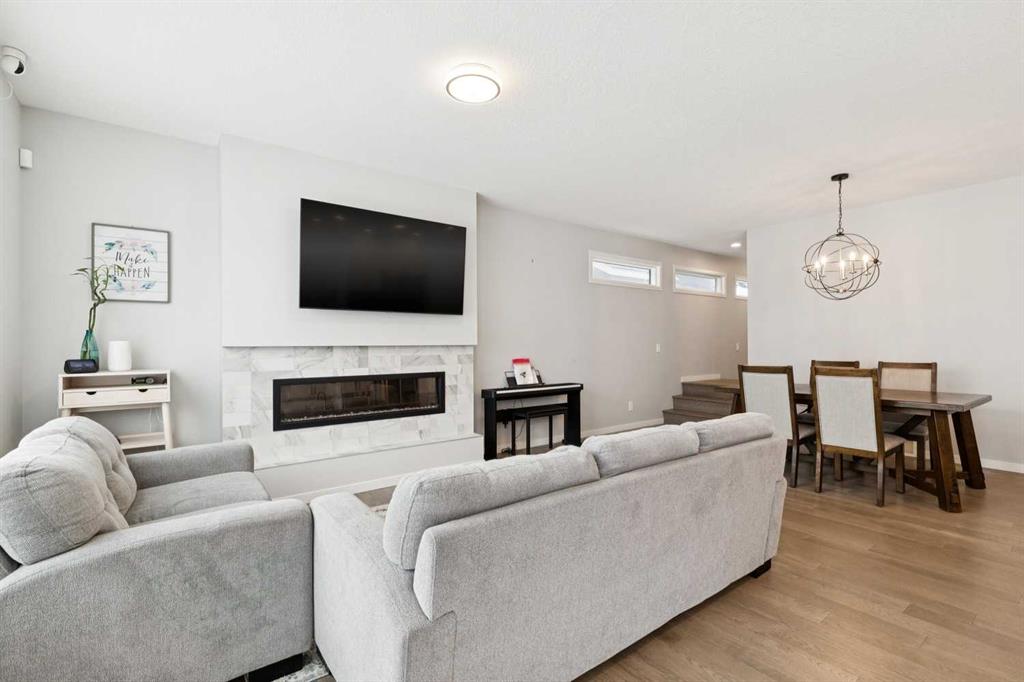 Picture for 7262 11 Avenue SW