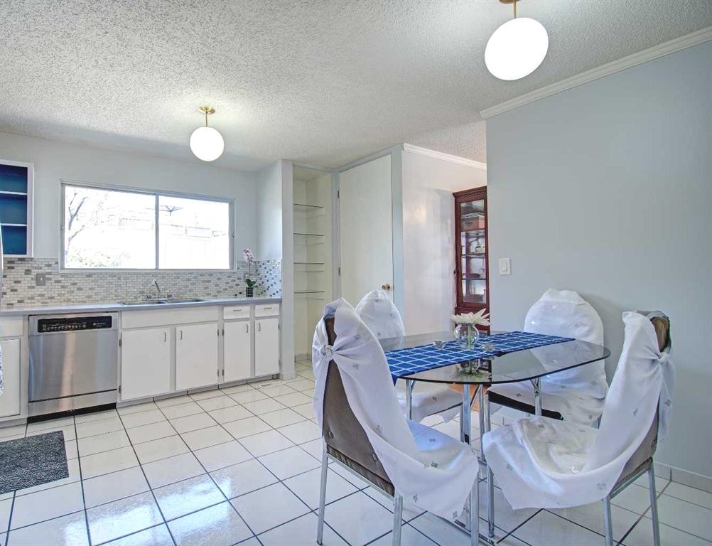 Picture for 6307 Thornaby Way NW