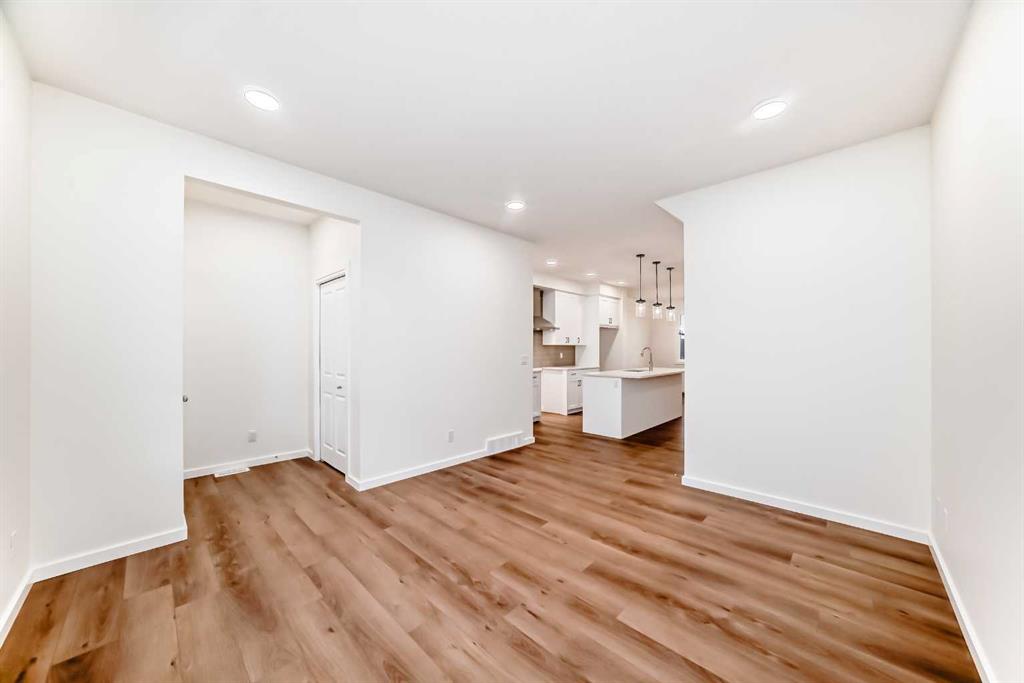 Picture for 43 Blue Heron Parade SE