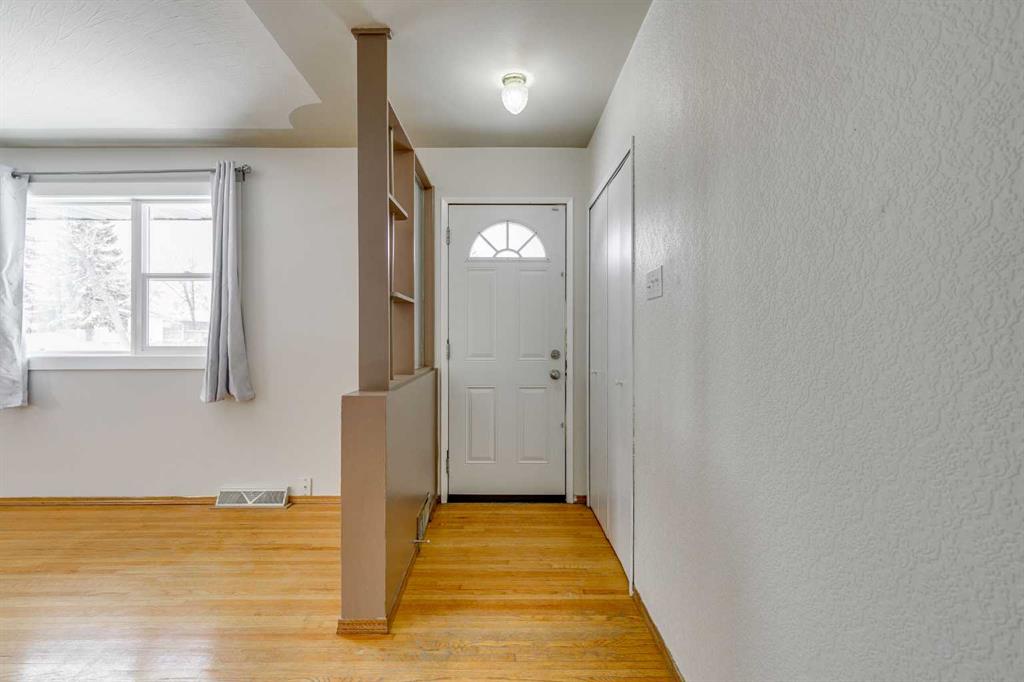 Picture for 3328 45 Street SW