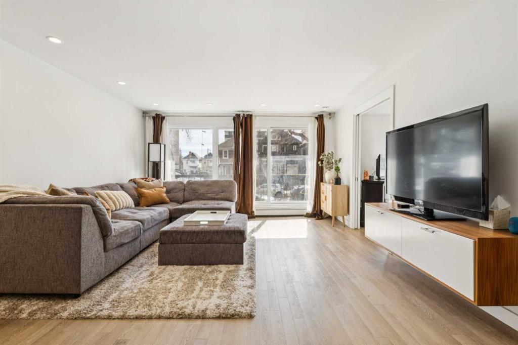 Picture for 205, 1222 13 Avenue SW