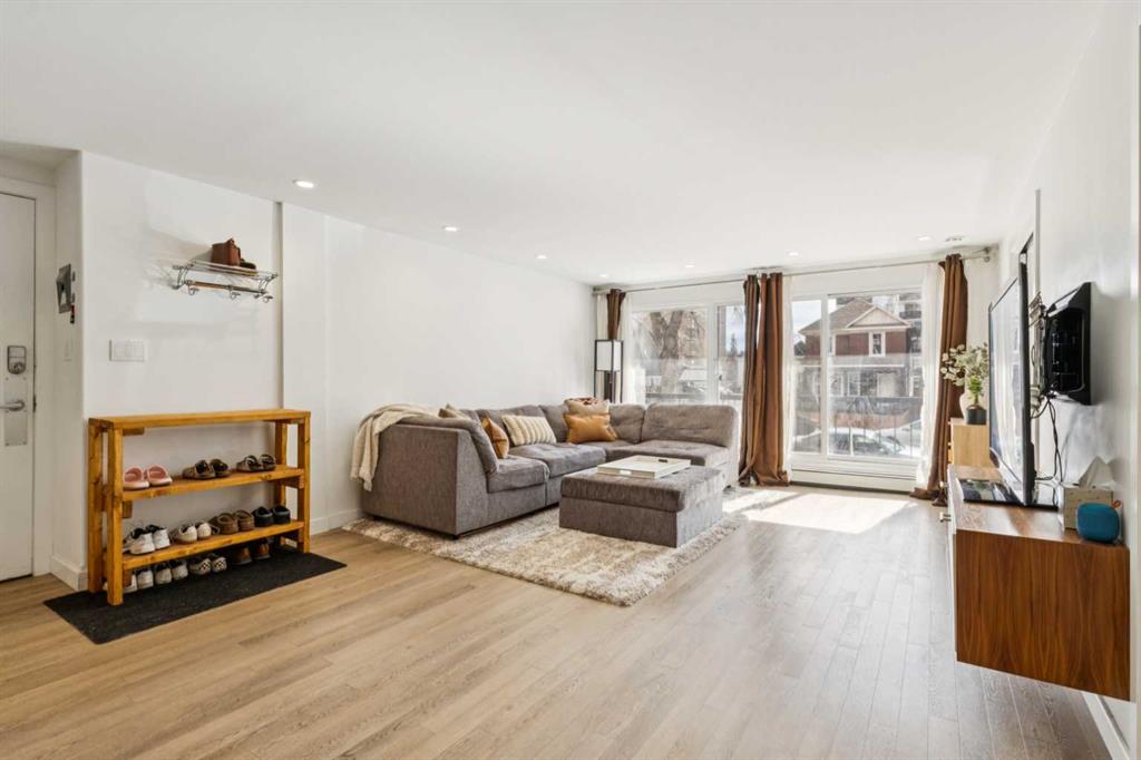 Picture for 205, 1222 13 Avenue SW