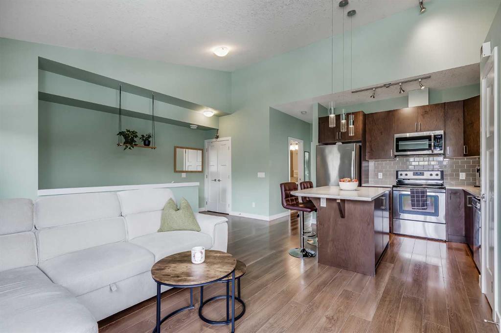 Picture for 132 Evanscrest Gardens NW