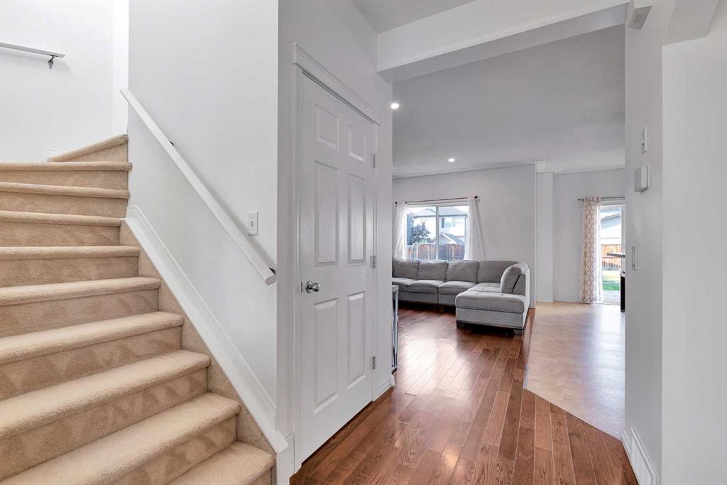 Picture for 175 Evansmeade Common NW