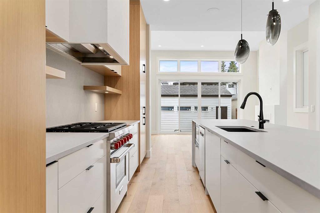 Picture for 1602 30 Avenue SW