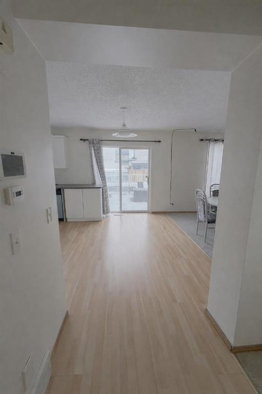 Picture for 746 Martindale Boulevard NE