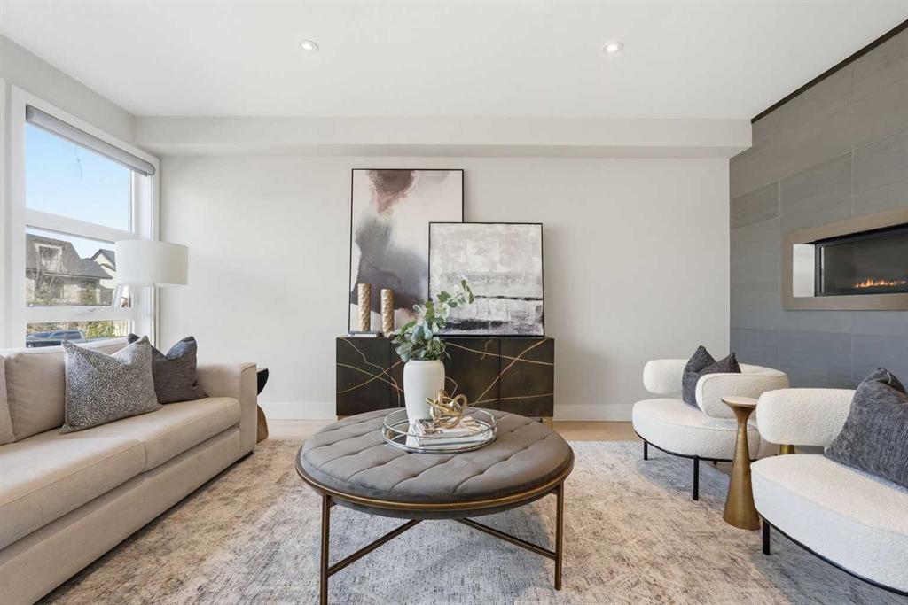 Picture for 1923 49 Avenue SW