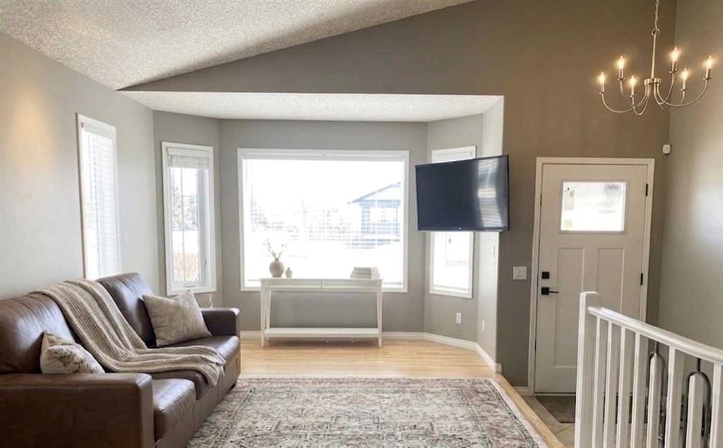 Picture for 402 Highwood Village Place NW