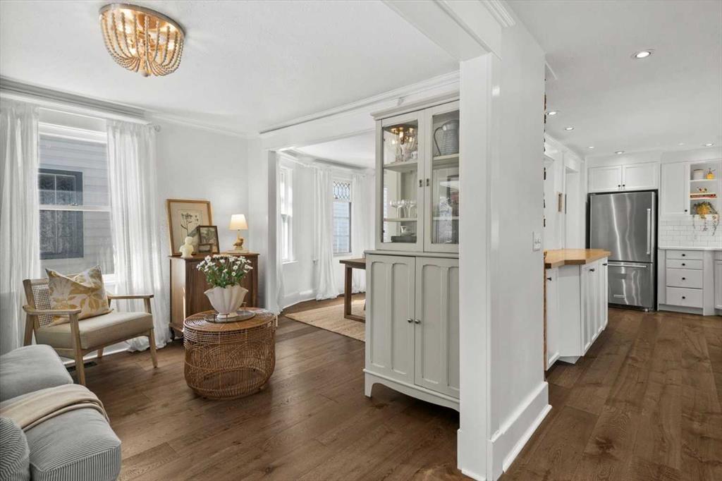 Picture for 809 15 Street NW