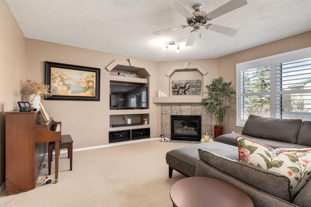 Picture for 228 Cranfield Park SE