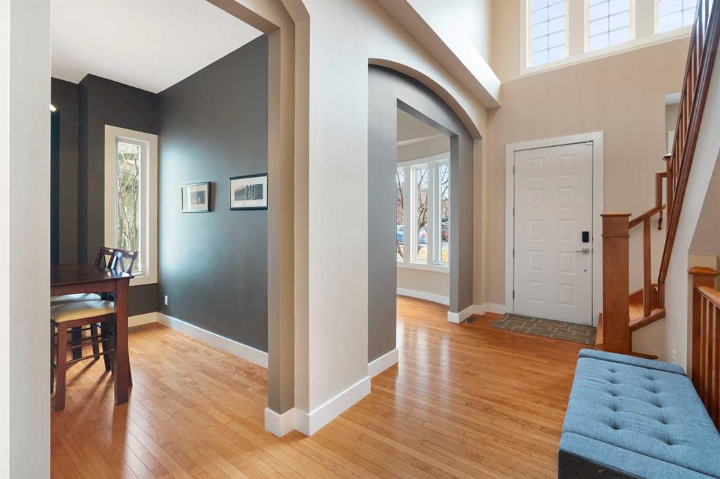 Picture for 65 Tusslewood Heights NW