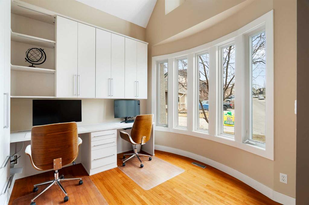 Picture for 65 Tusslewood Heights NW