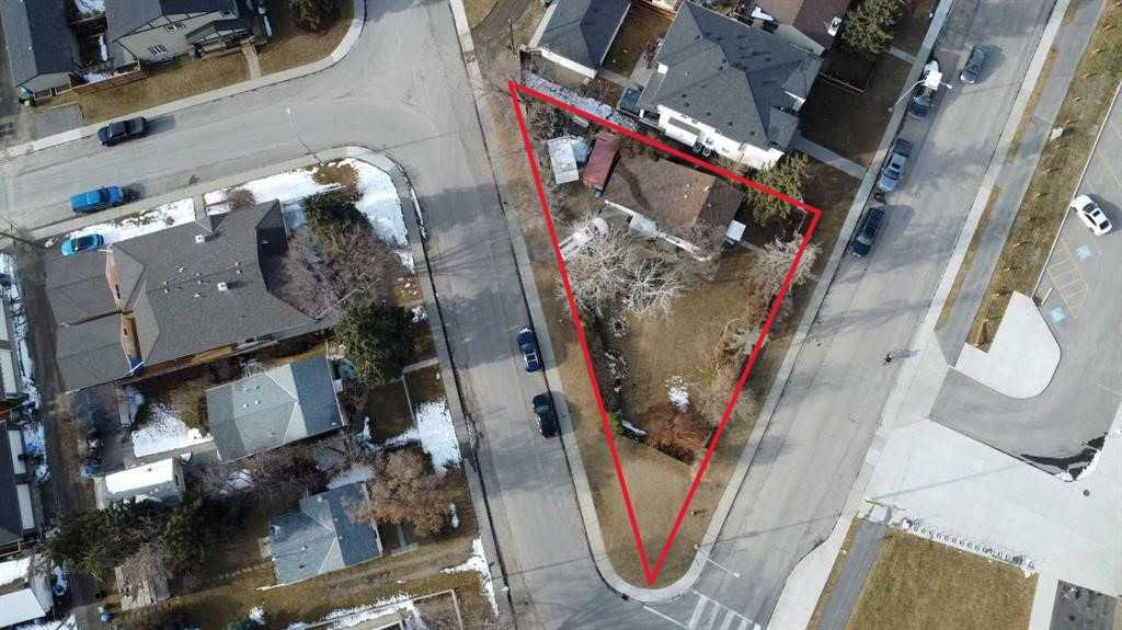Picture for 2103 Mackay Road NW