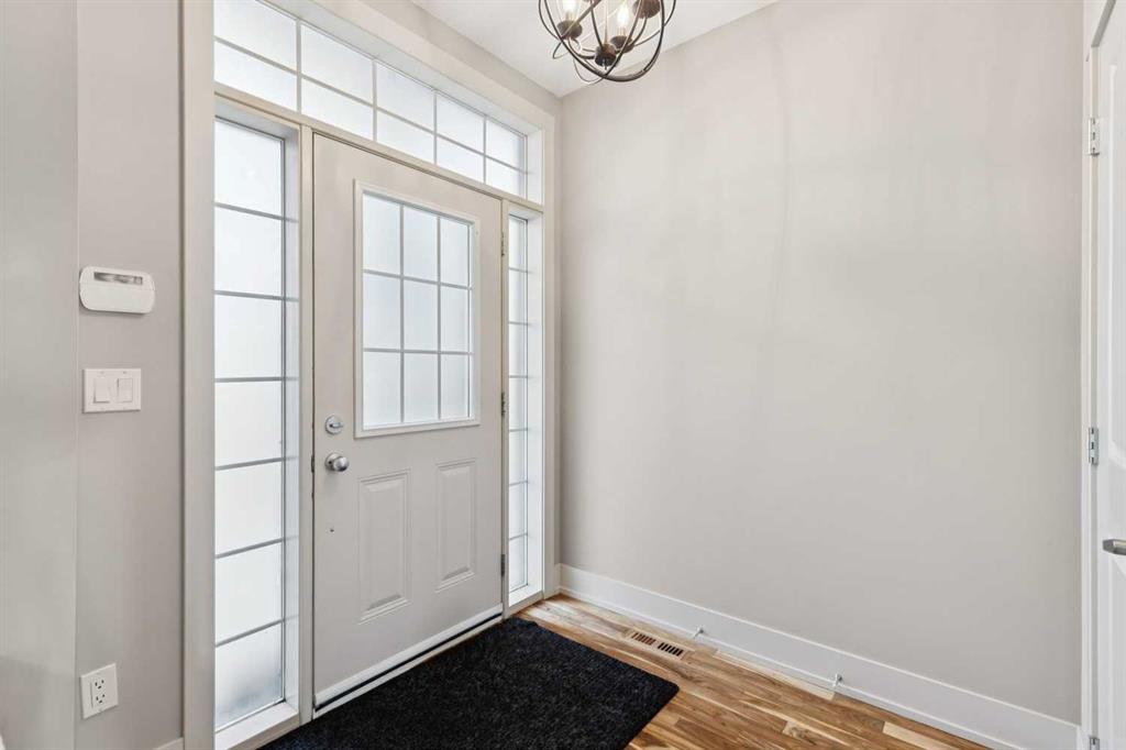 Picture for 2814 41 Street SW