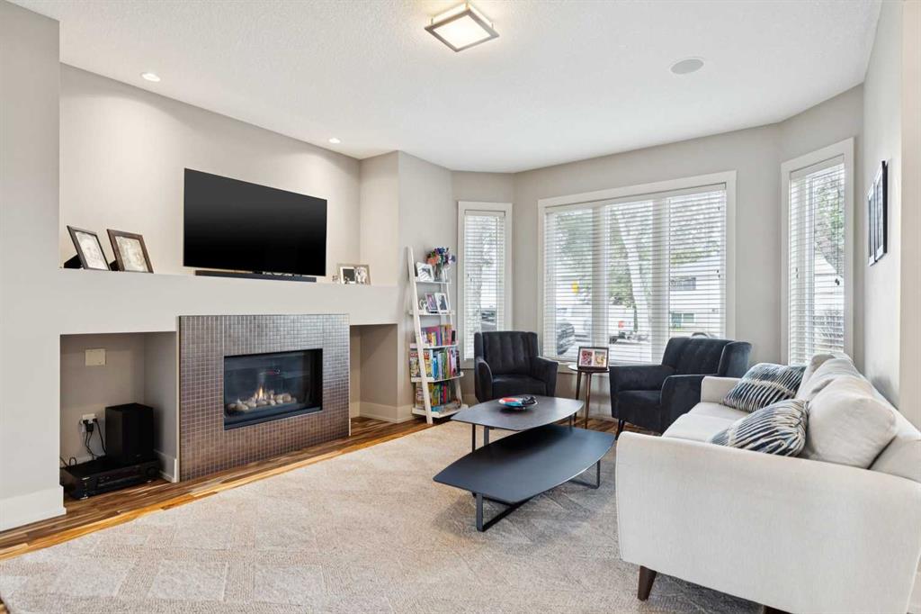 Picture for 2814 41 Street SW