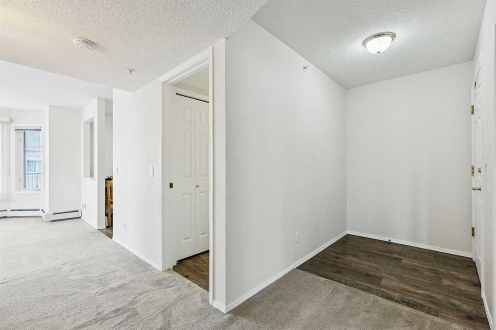 Picture for 2309, 2309 Hawksbrow Point NW