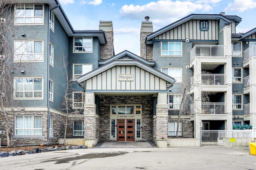 Picture for 250, 35 Richard Court SW