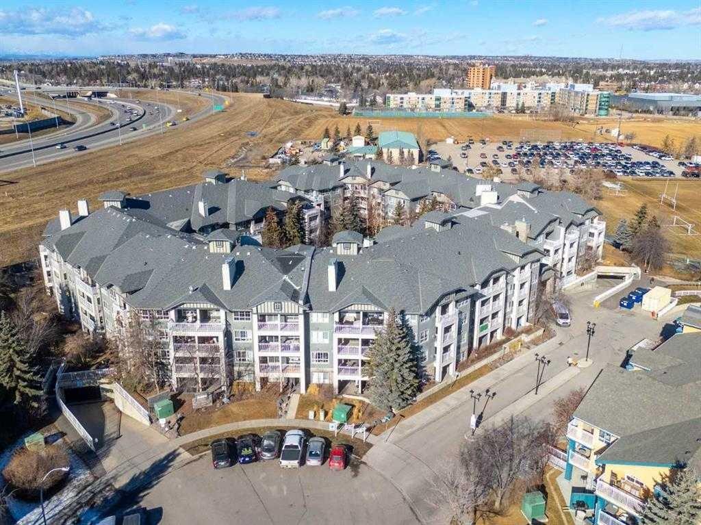 Picture for 250, 35 Richard Court SW