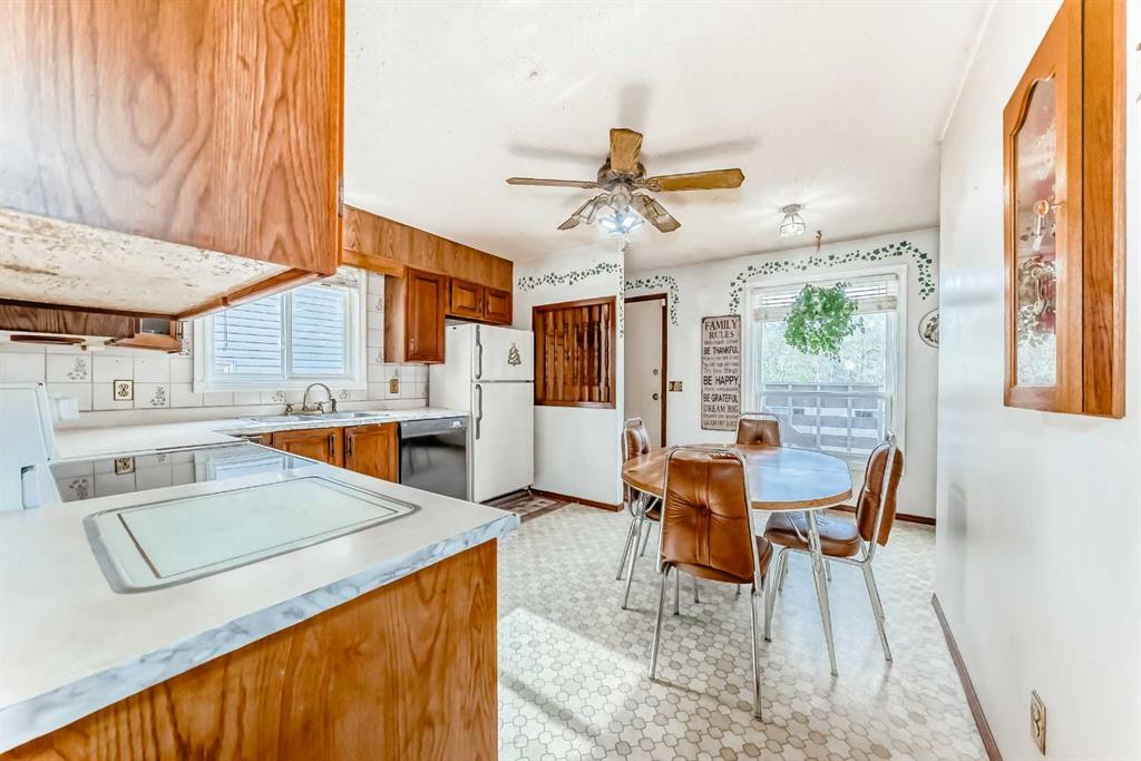 Picture for 43 Mckenna Way SE