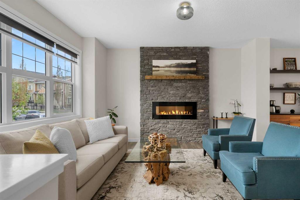 Picture for 114 Auburn Meadows Avenue SE