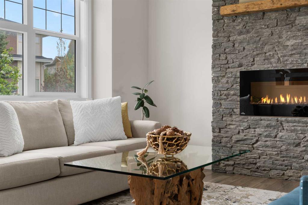 Picture for 114 Auburn Meadows Avenue SE