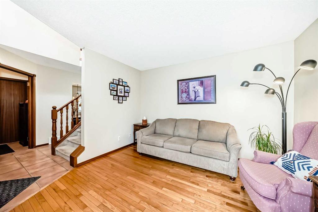 Picture for 232 Macewan Ridge Close NW
