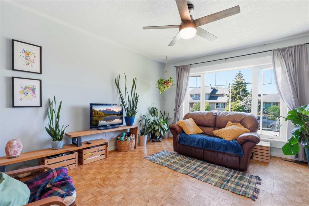 Picture for 420 Summerwood Place SE