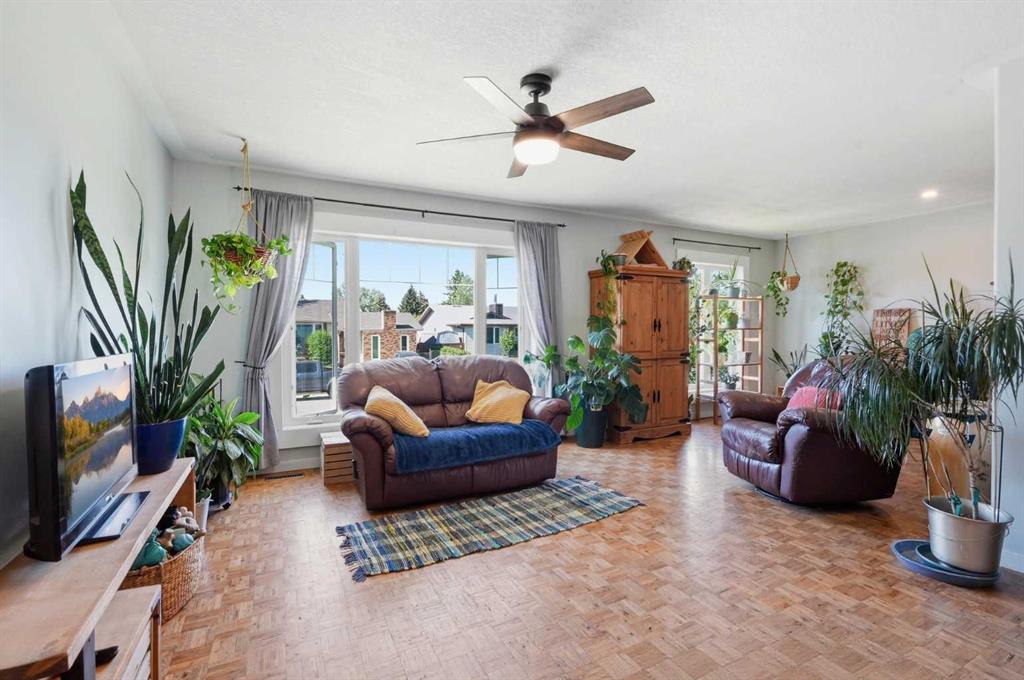 Picture for 420 Summerwood Place SE